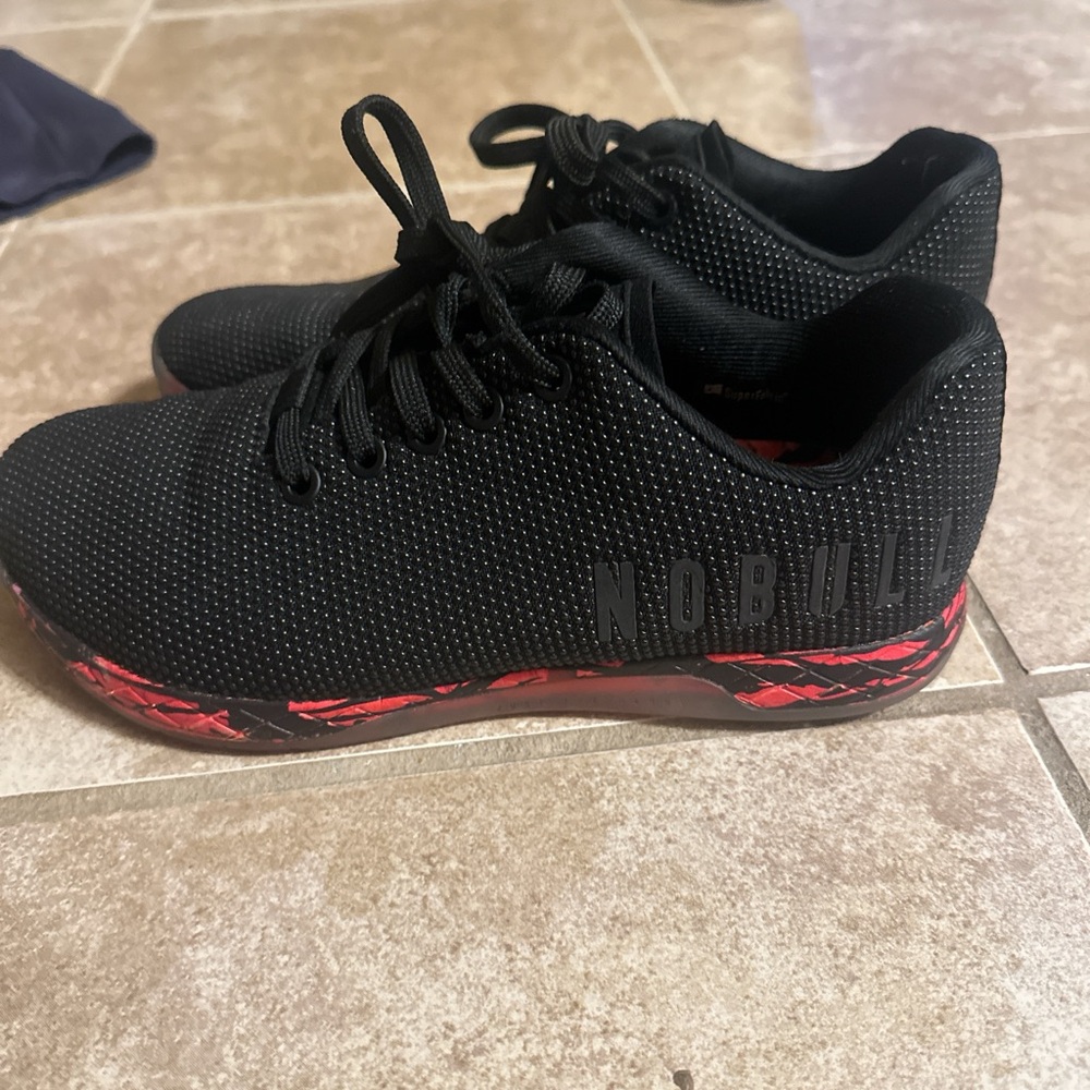 NOBULL Black Shoes with Red Sole Accents